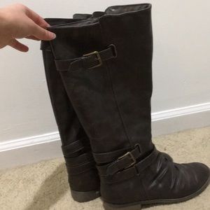 Riding style boots